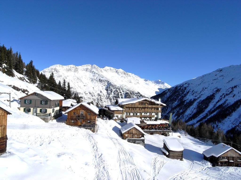 Hotel Silbertal - Almhuetten Sölden Quarto foto
