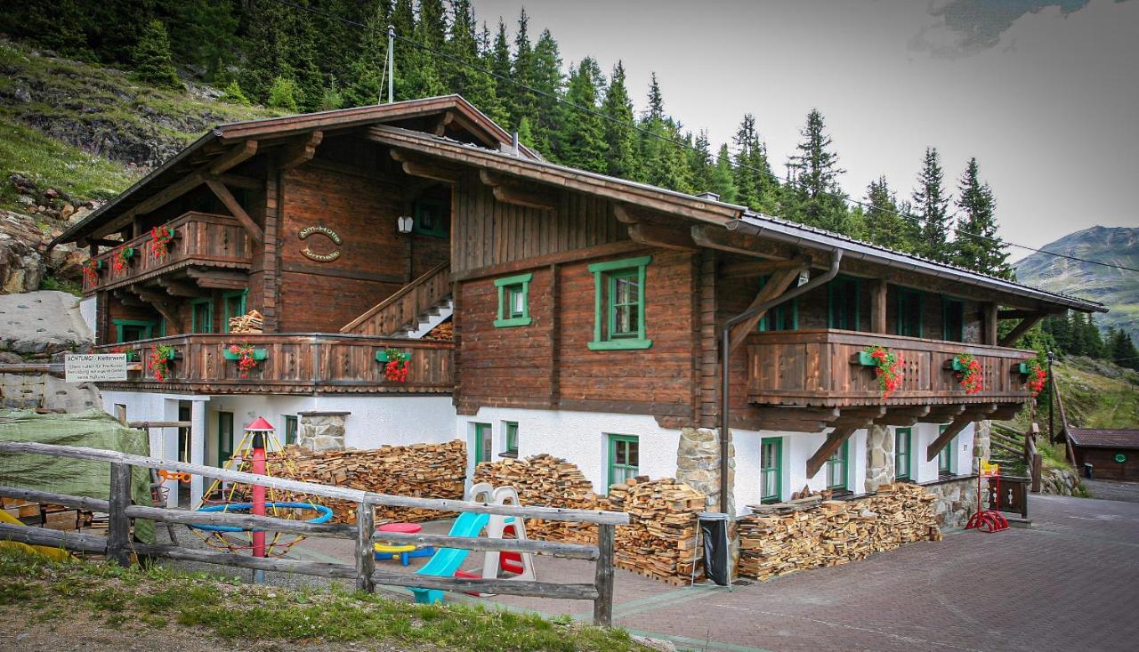Hotel Silbertal - Almhuetten Sölden Exterior foto