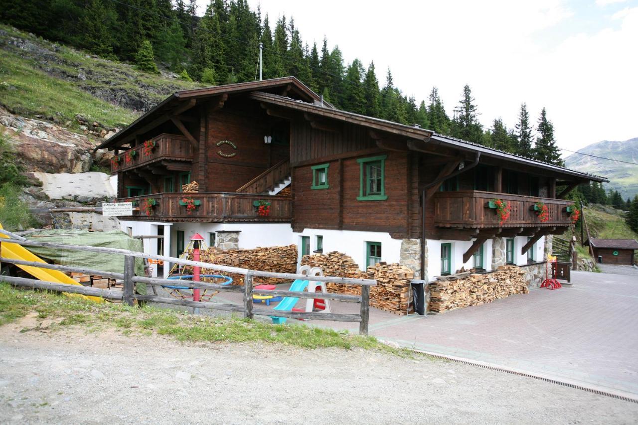 Hotel Silbertal - Almhuetten Sölden Exterior foto